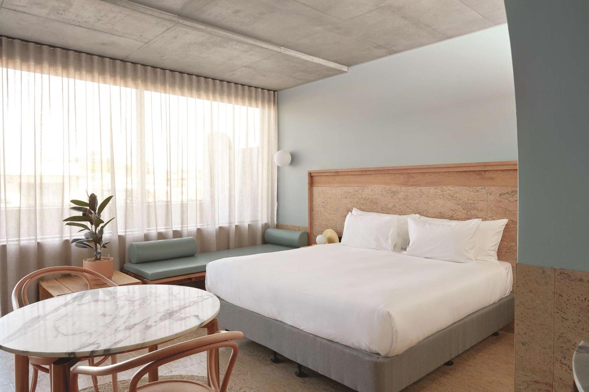 The Calile Hotel Brisbane Exteriör bild A room at the hotel